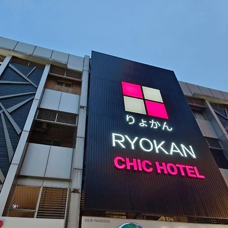 Ryokan Chic Hotel Петалінг-Джая Екстер'єр фото